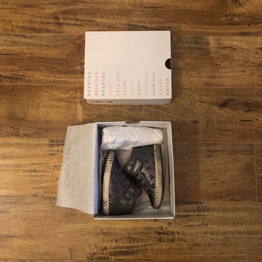 Geox Baby Toddler Girl Mirroless Shoes, Dark Grey, US 5.5, EU 21 - Picture 14 of 14